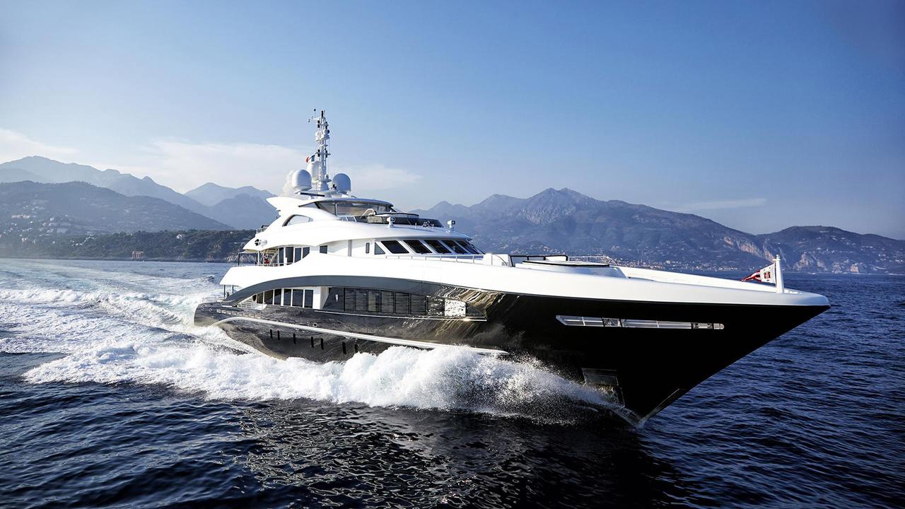 heesen yacht - fiberstrain